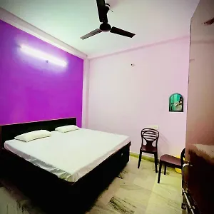 Hotel Sharad, Varanasi